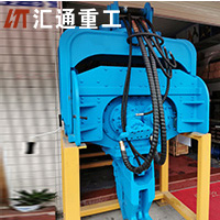 挖掘機(jī)打樁機(jī)械臂振動(dòng)錘有幾種規(guī)格？