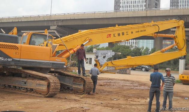 挖掘機(jī)拆樓臂、拆樓臂、加長(zhǎng)臂、挖掘機(jī)拆樓臂廠家